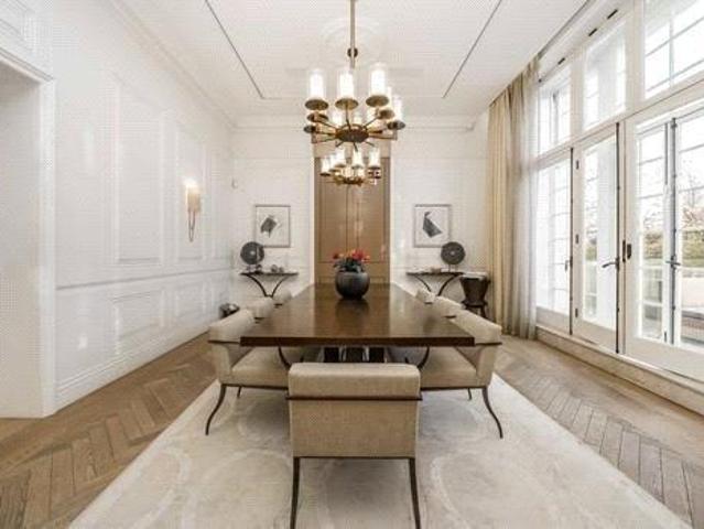 Apartment for sale in Marylebone, Greater London