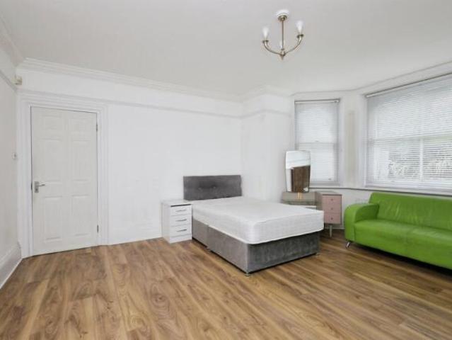 Apartment for sale in Eastbourne, East Sussex