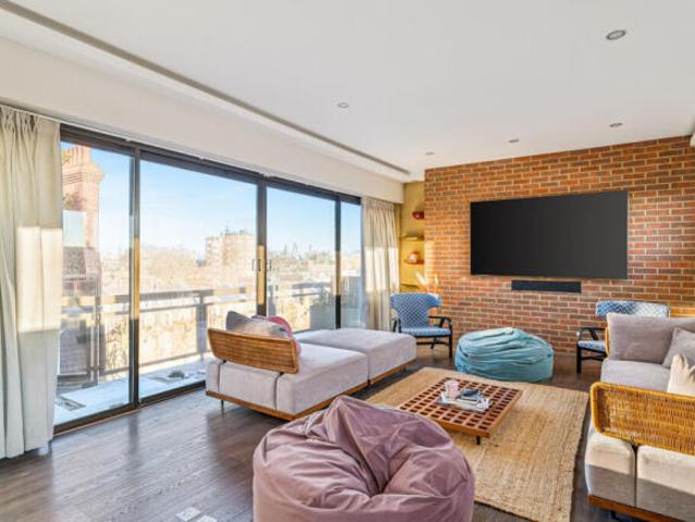 Apartment for sale in Cat Hill