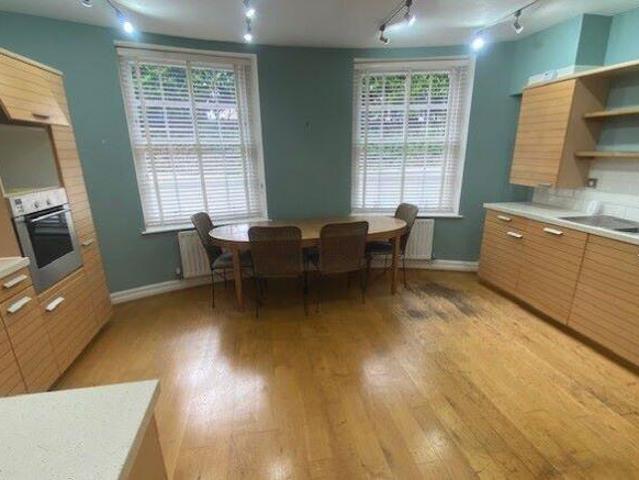 Apartment for sale in East Sussex