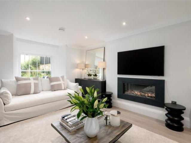 Apartment for sale in Silvermills, New Town