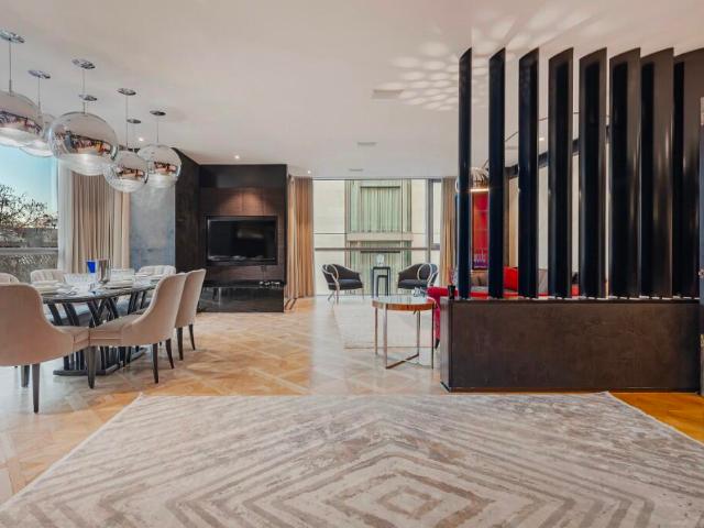 Apartment for sale in Knightsbridge, Greater London
