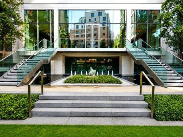 Apartment for sale in Knightsbridge, Greater London