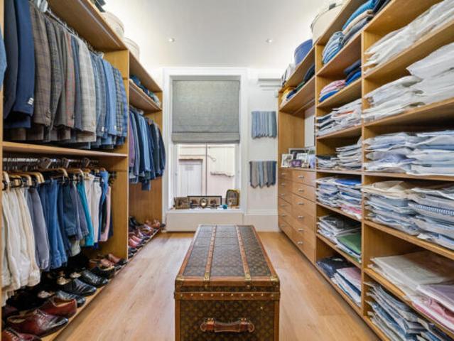 Apartment for sale in Bayswater, Greater London