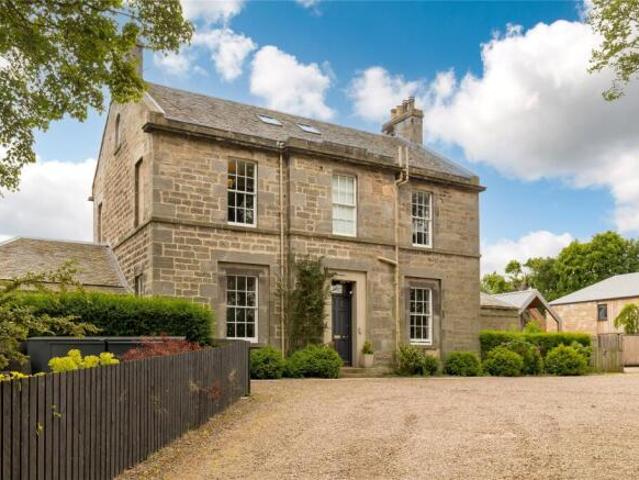 Apartment for sale in Scotland