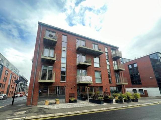 House for sale in Cathedral, Sheffield