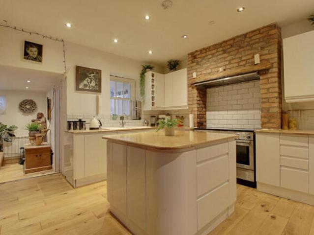 Apartment for sale in Northern Ireland