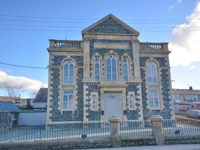 House for sale in Penrhyndeudraeth