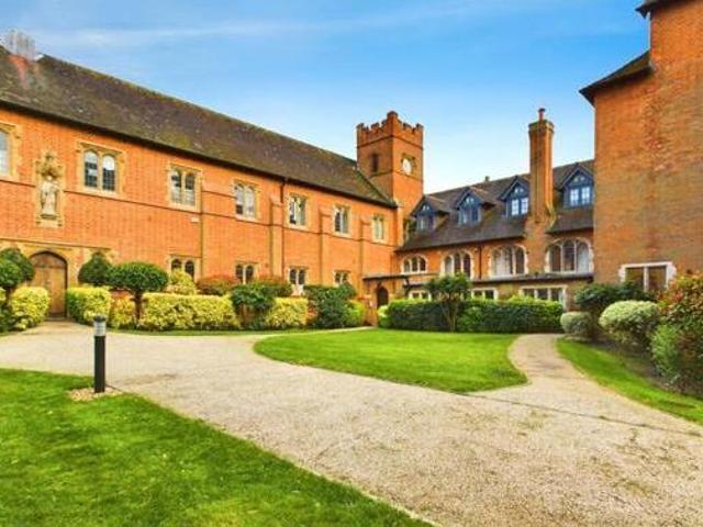 House for sale in Reading