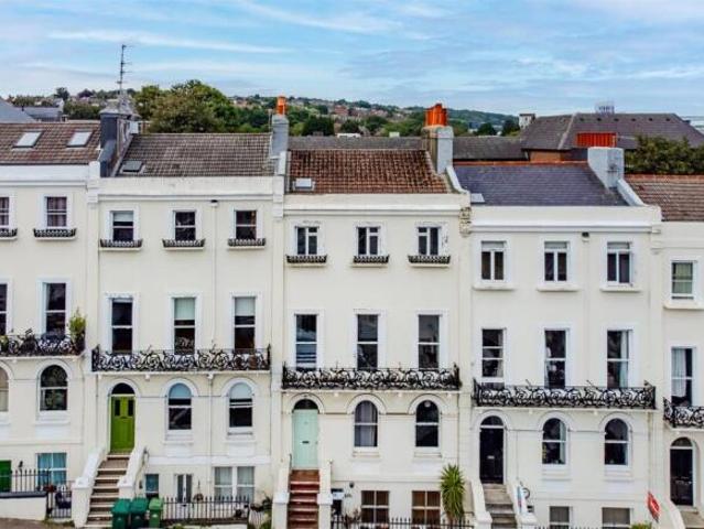 Apartment for sale in Brighton & Hove