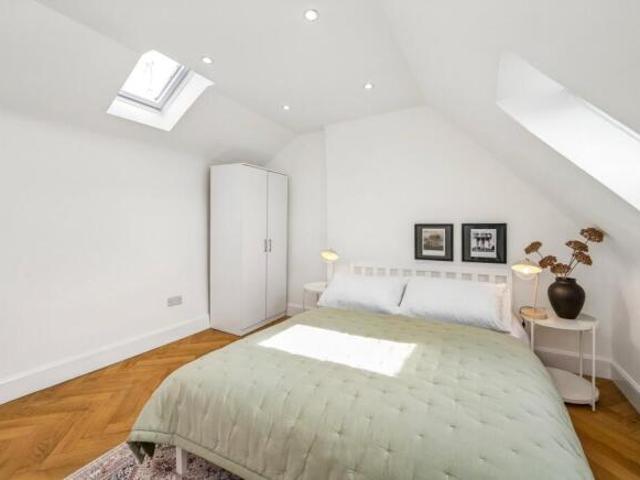 Apartment for sale in Trinity, Scotland