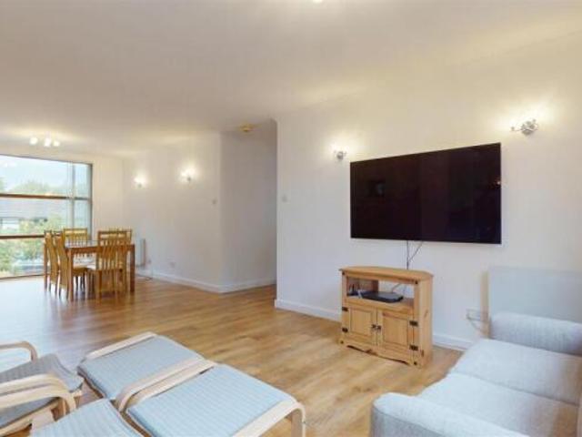 Apartment for sale in Epping