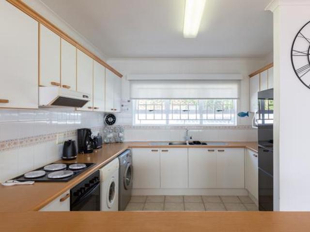 Apartment for rent in Princess Grant, Kwazulu-natal