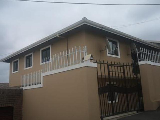 Apartment for rent in Seaview, Kwazulu-natal
