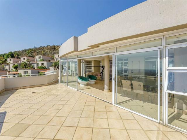 Flat for sale in Vosloorus, Gauteng