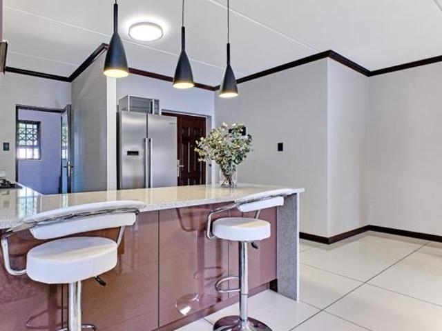Apartment for sale in Vosloorus, Gauteng