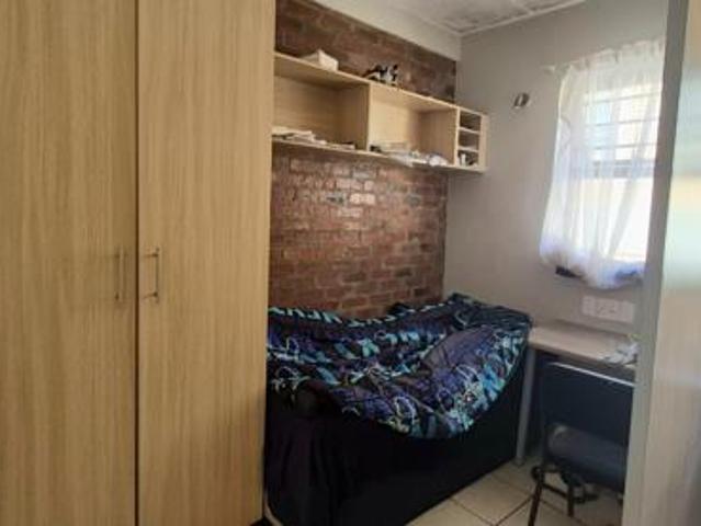 Apartment for sale in Dr Kenneth Kaunda, North West