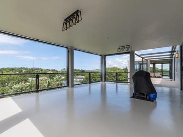 Apartment for sale in Princess Grant, Kwazulu-natal