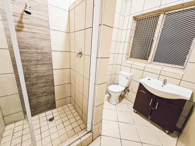 Apartment for rent in Seaview, Kwazulu-natal