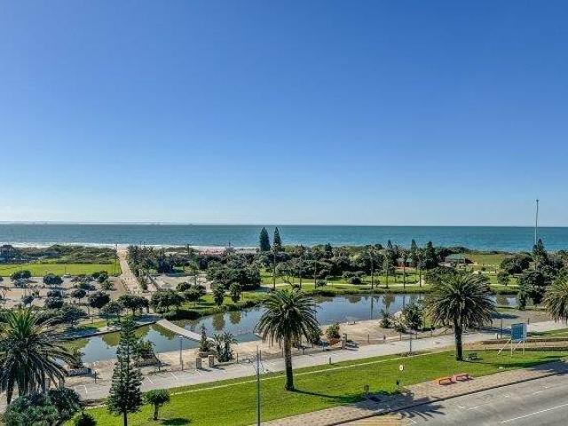Apartment for sale in Port Elizabeth, Eastern Cape