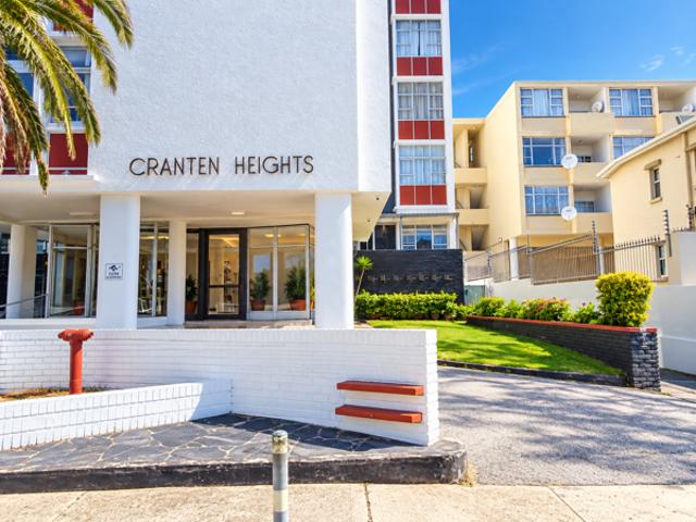 Apartment for sale in Nelson Mandela Bay Ward 18, Nelson Mandela Bay Metropolitan Municipality