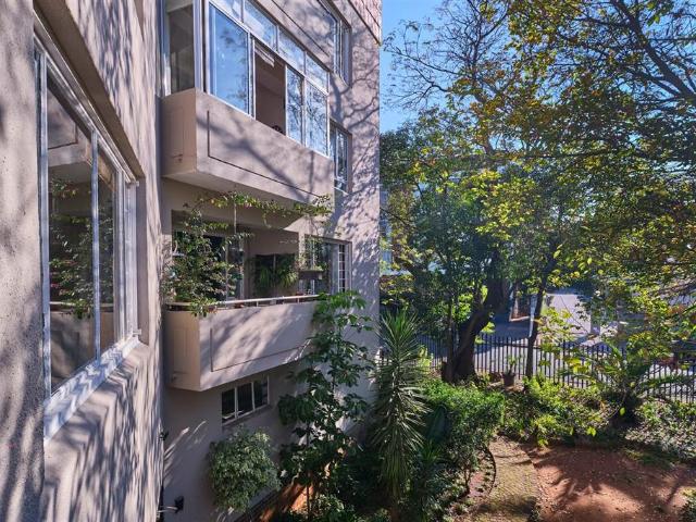 Apartment for sale in Vosloorus, Gauteng