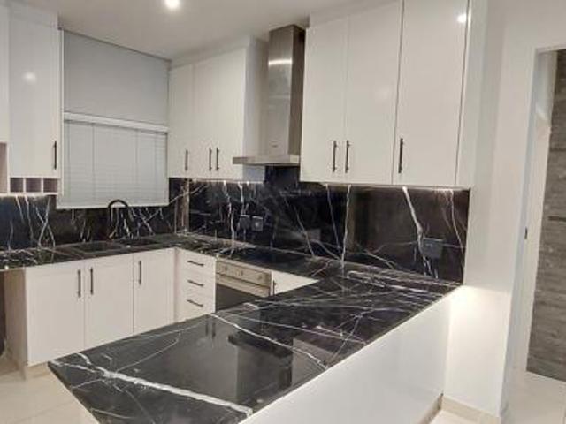 Apartment for rent in Seaview, Kwazulu-natal