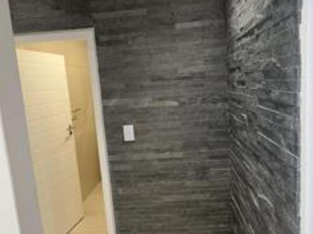 Apartment for rent in Seaview, Kwazulu-natal