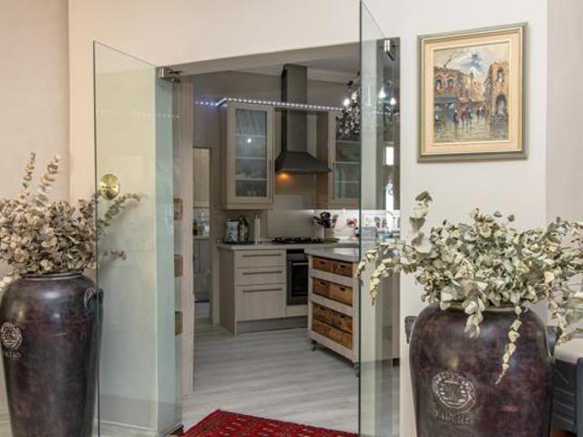Apartment for sale in Western Cape