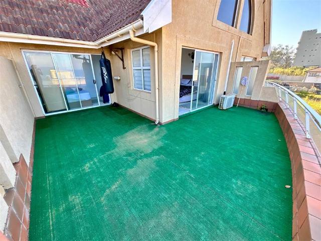 Apartment for sale in La Mercy, Kwazulu-natal