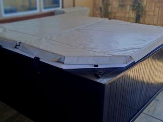 Apartment for sale in Ugu District Municipality, Kwazulu-natal