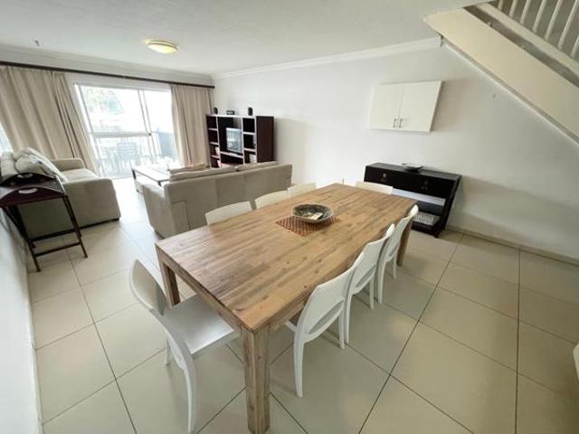 Apartment for sale in Richards Bay, uMhlathuze Local Municipality