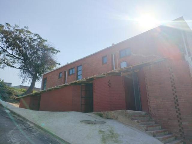 Apartment for rent in Seaview, Kwazulu-natal