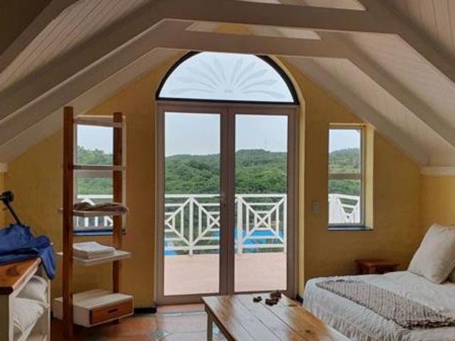 Apartment for sale in Port Edward, Hibiscus Coast Local Municipality