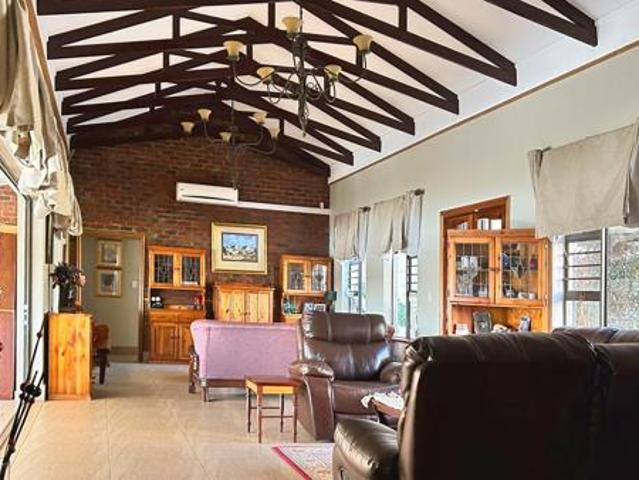 Apartment for sale in Potchefstroom, Tlokwe Local Municipality