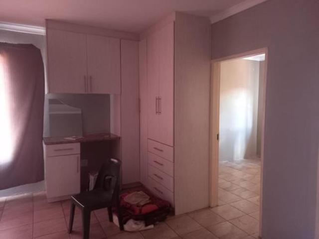 Apartment for rent in Waterkloof, Gauteng