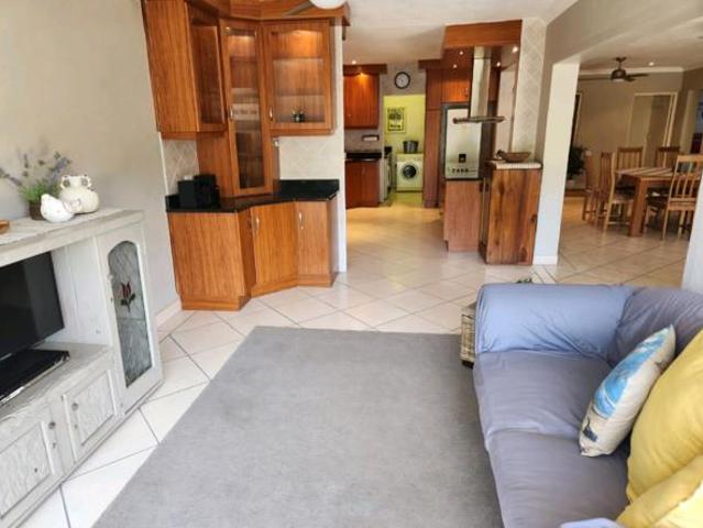 Apartment for sale in Ugu District Municipality, Kwazulu-natal