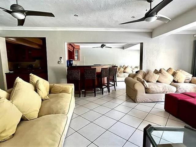 Apartment for sale in Ugu District Municipality, Kwazulu-natal