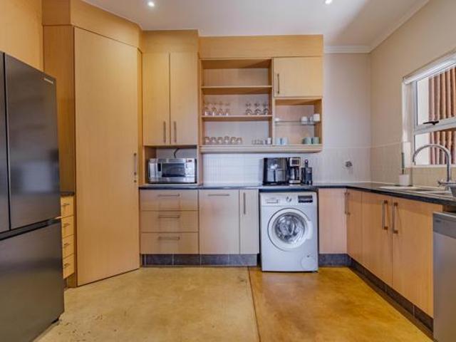 Apartment for sale in Princess Grant, Kwazulu-natal