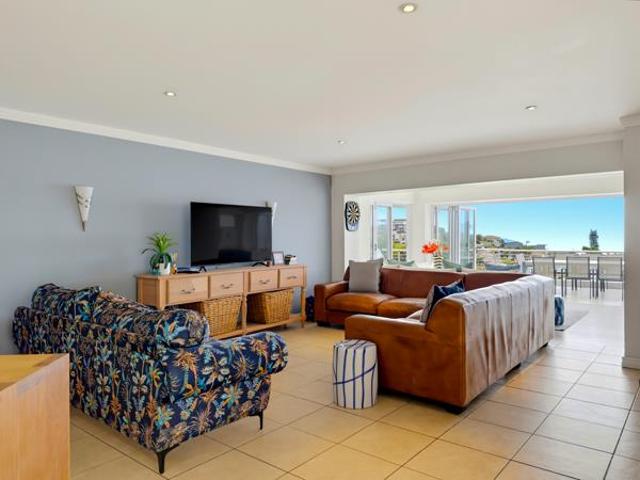 Apartment for sale in Ballito, KwaDukuza Local Municipality