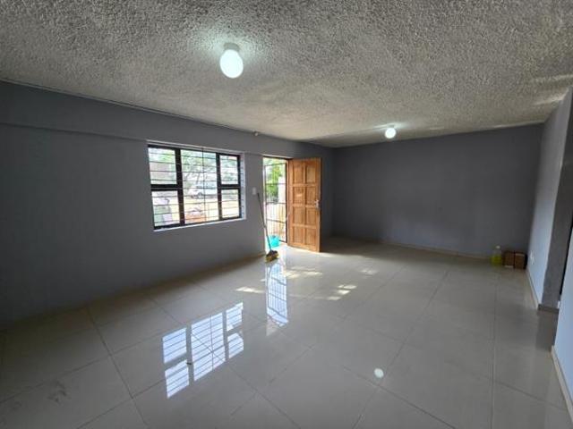 Apartment for rent in Seaview, Kwazulu-natal