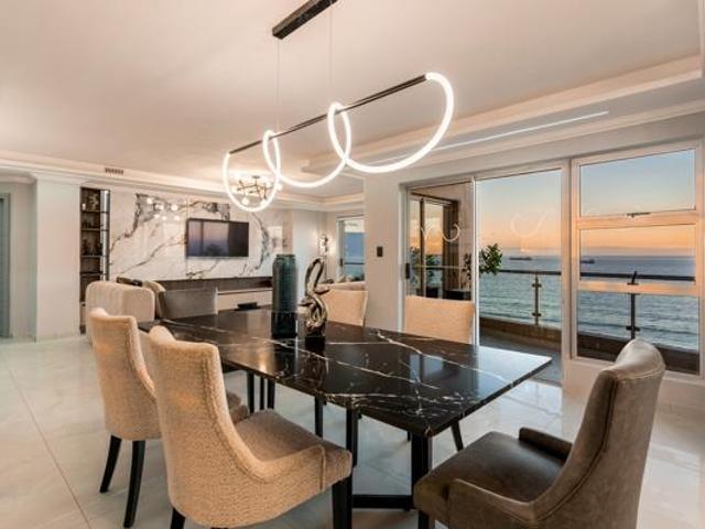 Apartment for sale in Cape Town, Western Cape