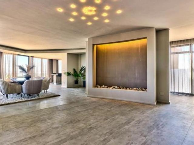 Apartment for sale in Cape Town, Western Cape
