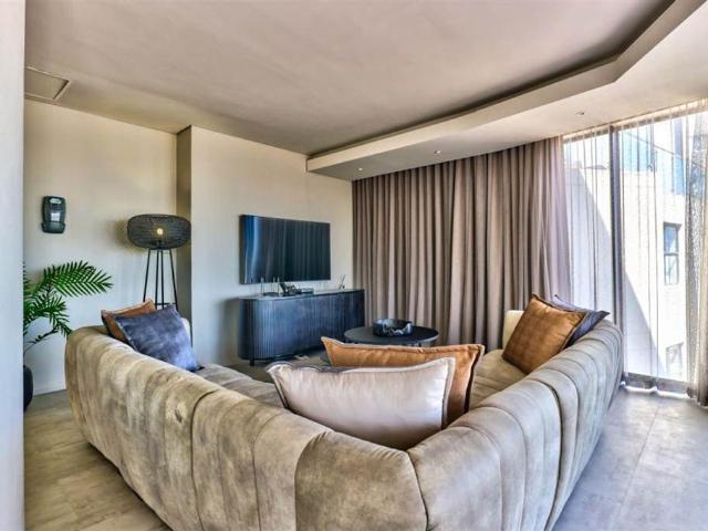 Apartment for sale in Cape Town, City of Cape Town