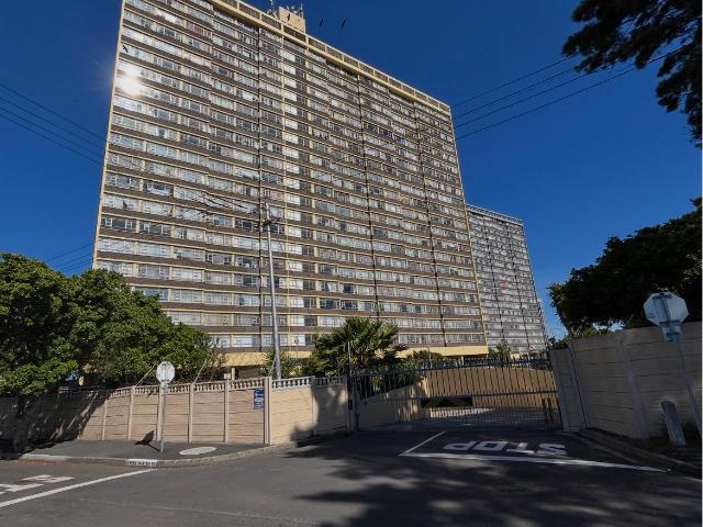 Apartment for sale in Goodwood, City of Cape Town
