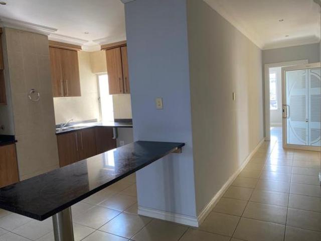 Apartment for rent in Seaview, Kwazulu-natal