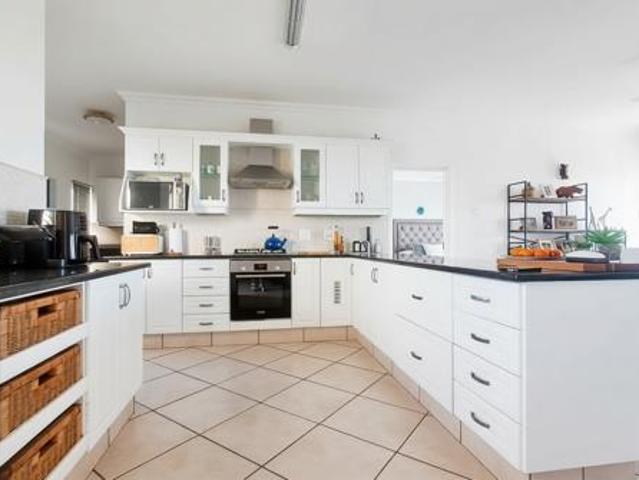 Apartment for sale in Ugu District Municipality, Kwazulu-natal