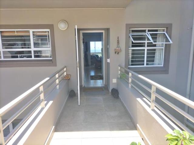 Apartment for rent in Princess Grant, Kwazulu-natal