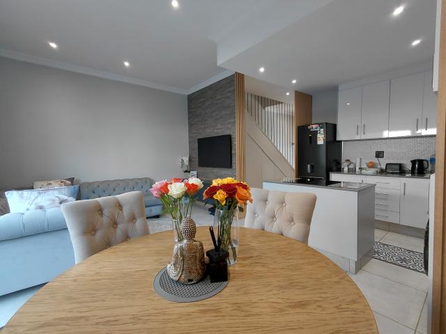 Apartment for sale in Seaview, Kwazulu-natal