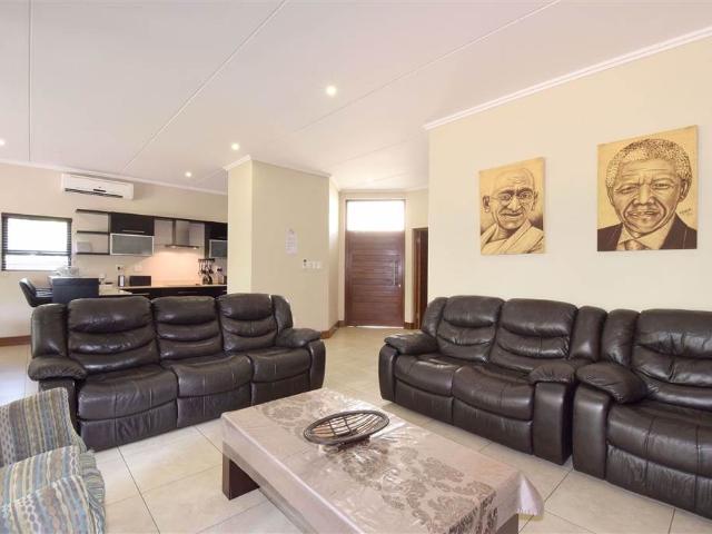 Apartment for sale in Princess Grant, Kwazulu-natal